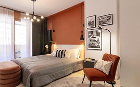 Apartment With Jacuzzi Suite And 100-M2 Terrace